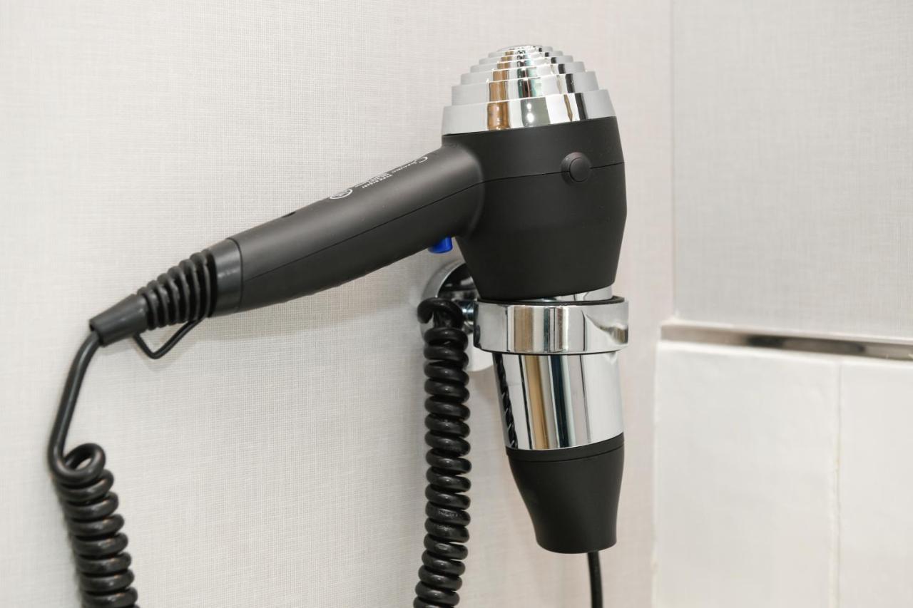 Twin Room,1363537031:JPEG